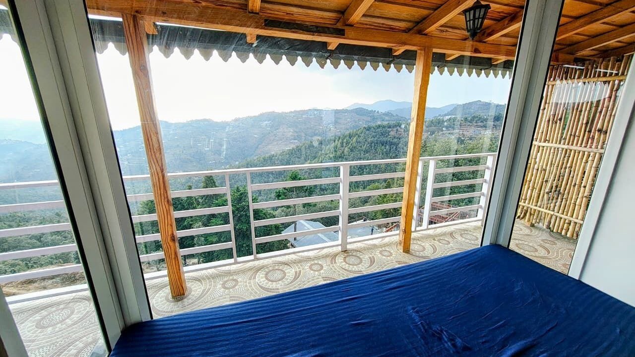 Photo of Bedroom in Mukteshwar