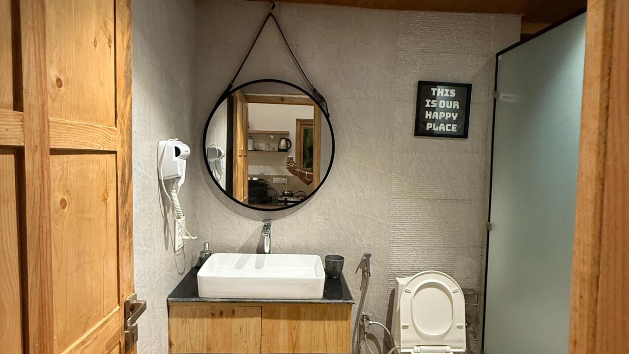 Photo of Bathroom in Kaul