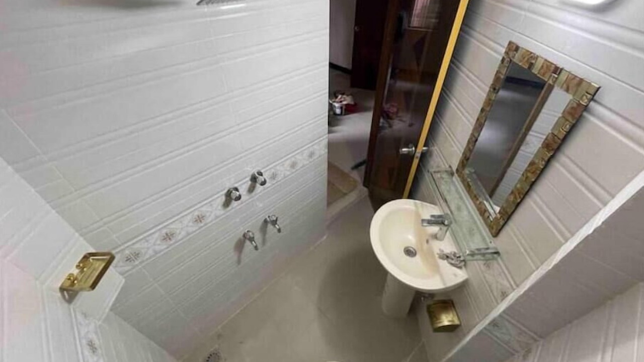 Photo of Bathroom in Kafrul