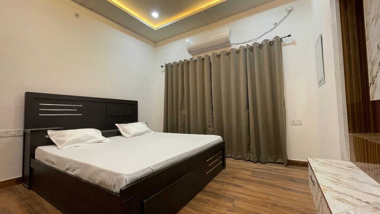Photo of Bedroom in Kakarmatha