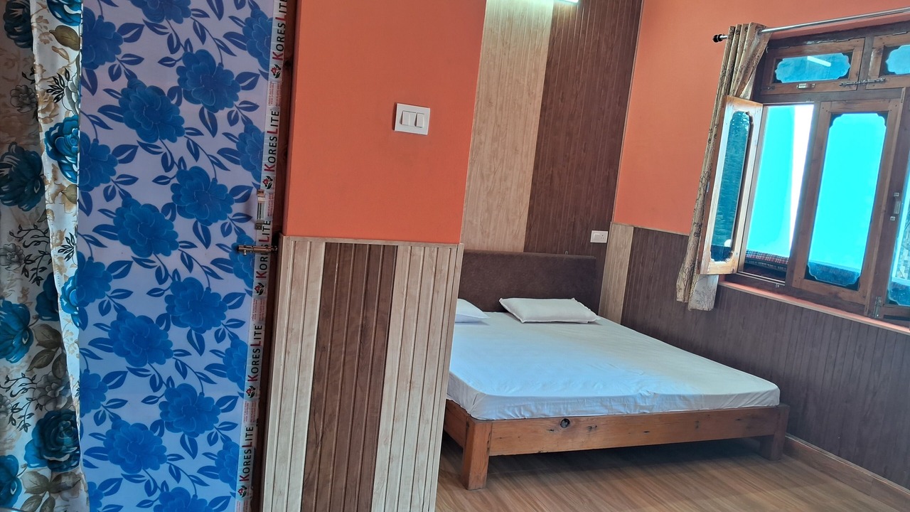 Photo of Bedroom in Jhultar Barkhet