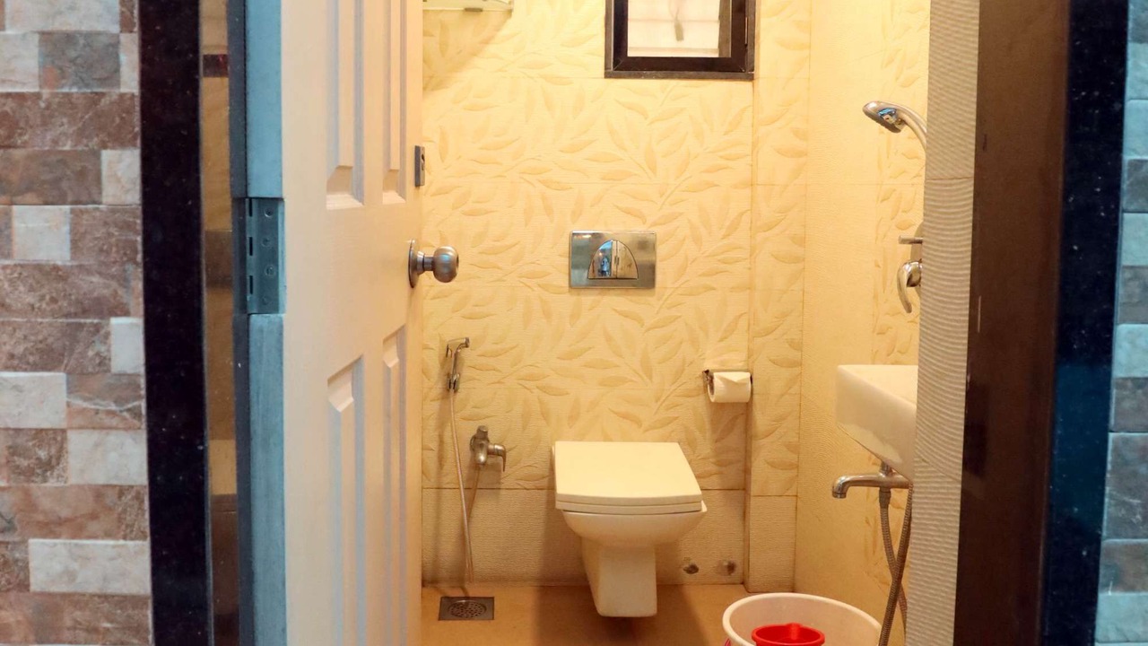 Photo of Bathroom in Kandivali East