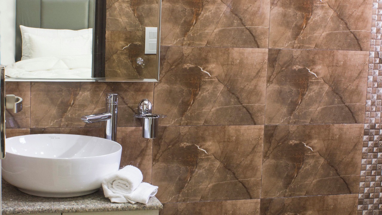 Photo of Bathroom in Sushant Lok