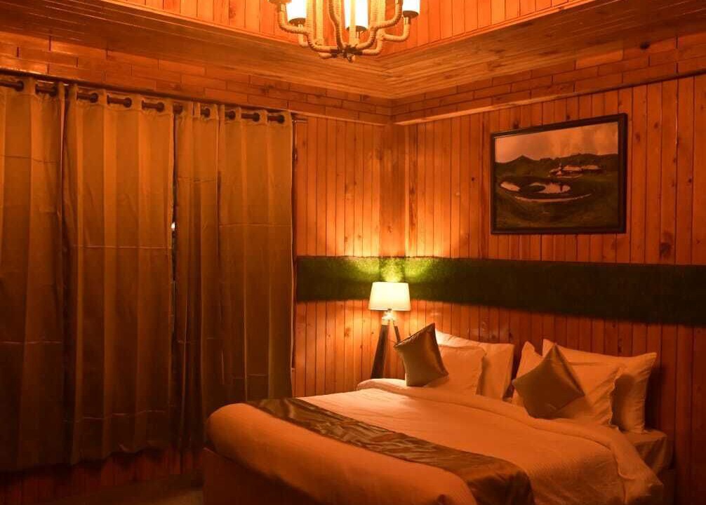 Photo of Bedroom in Jibhi