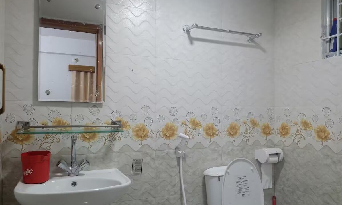 Photo of Bathroom in Basundhara Residential Area