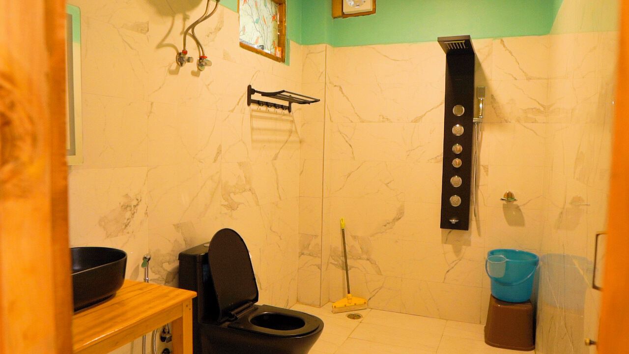 Photo of Bathroom in Banjar