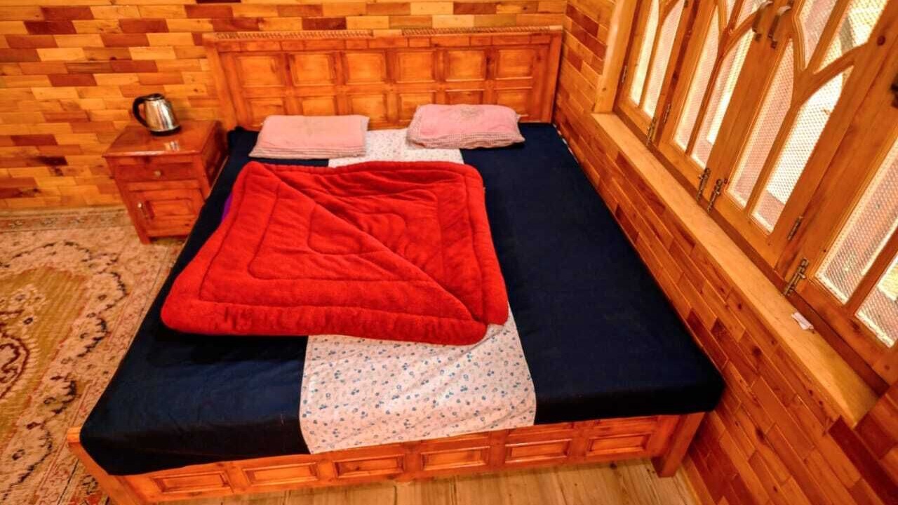 Photo of Bedroom in Tehri