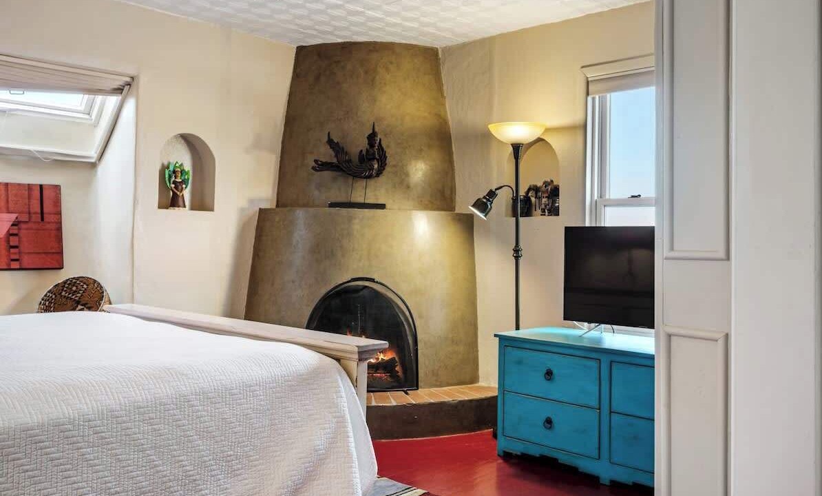 Photo of Bedroom in Northeast Santa Fe