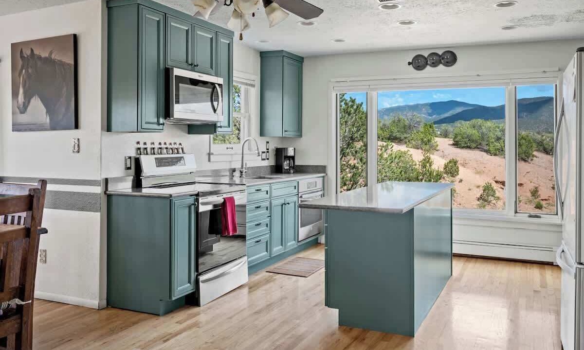 Photo of Kitchen in Northeast Santa Fe
