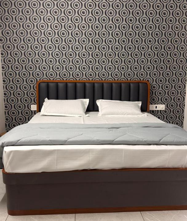 Photo of Bedroom in Rajpipla