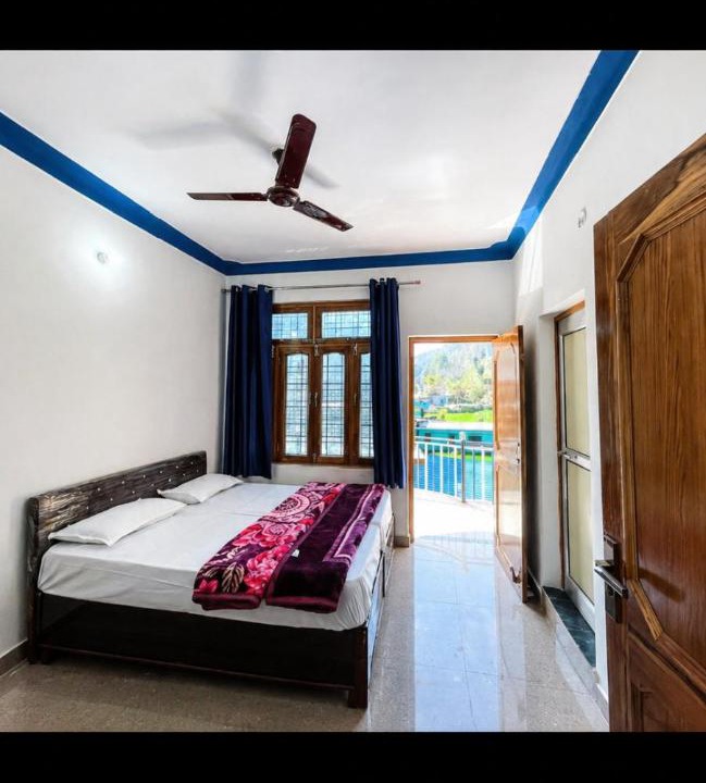 Photo of Bedroom in Uttarkashi