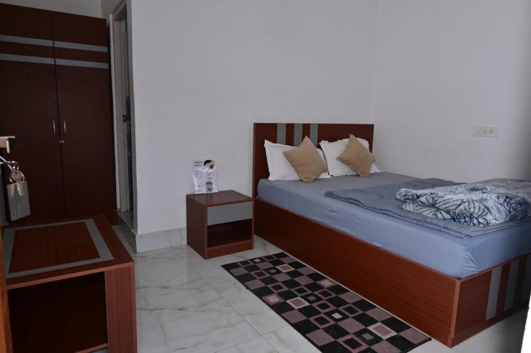 Photo of Bedroom in Narainkoti