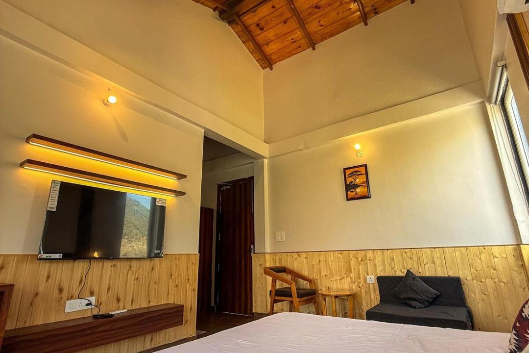 Photo of Bedroom in Bhimtal