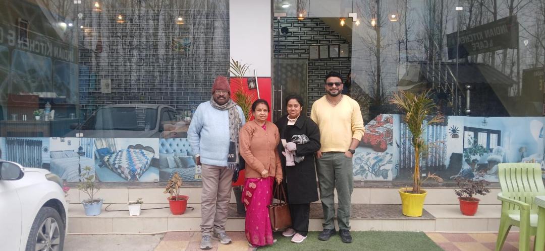 Photo of Others in Srinagar