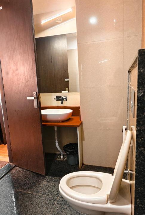 Photo of Bathroom in Lansdowne
