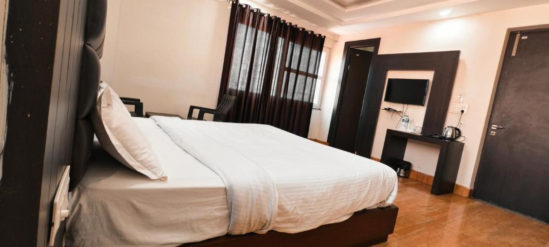 Photo of Bedroom in Lansdowne