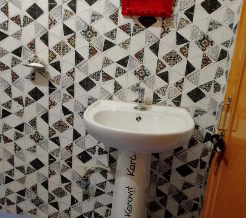 Photo of Bathroom in Narainkoti