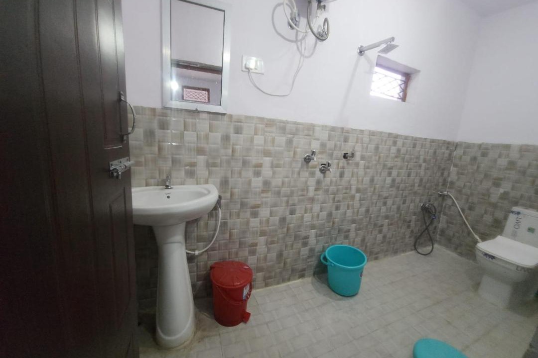 Photo of Bathroom in Narainkoti