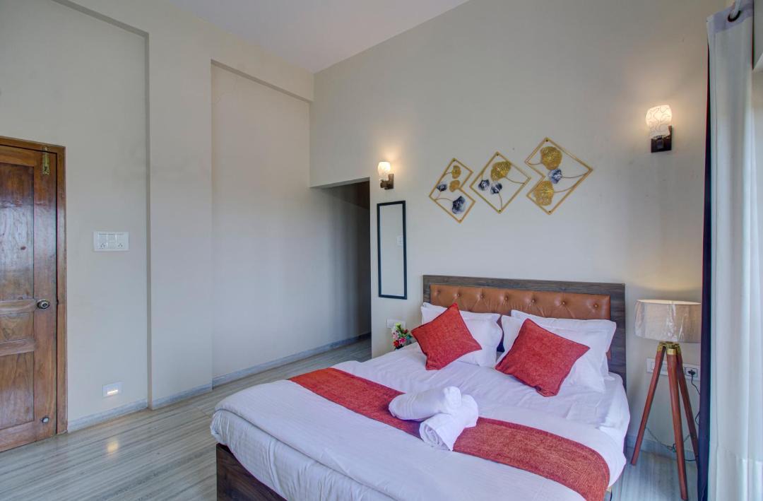 Photo of Bedroom in Mahabaleshwar