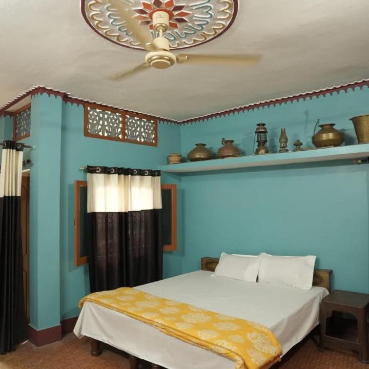 Photo of Bedroom in Devaprayag