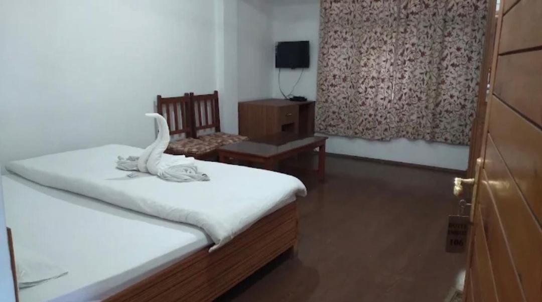 Photo of Bedroom in Srinagar
