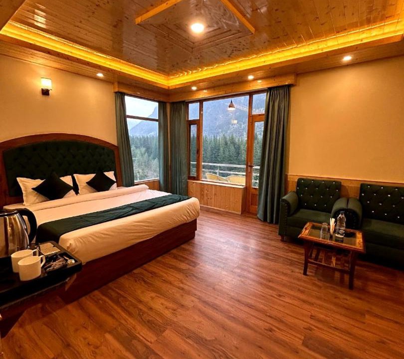 Photo of Others in Old Manali