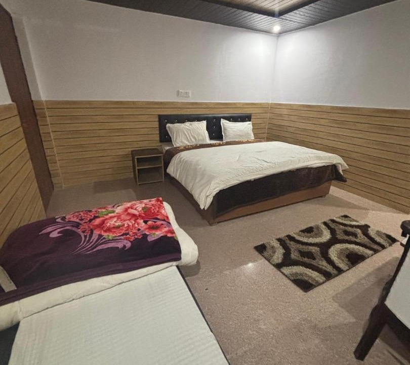 Photo of Bedroom in Badrinath