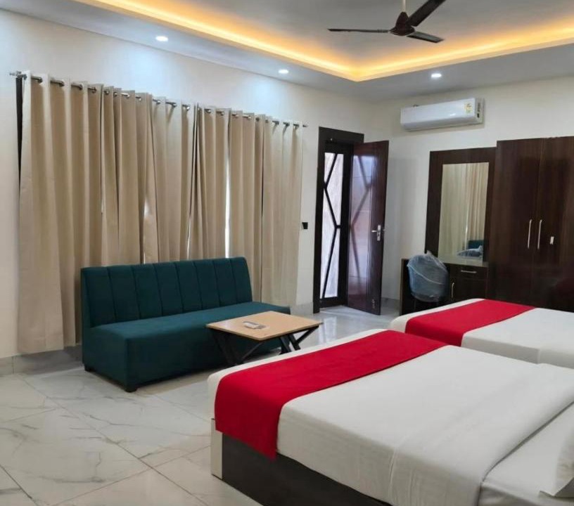 Photo of Bedroom in Tanakpur