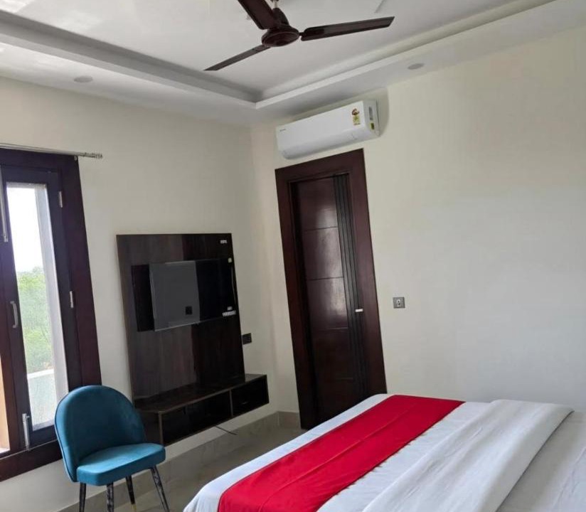 Photo of Bedroom in Tanakpur
