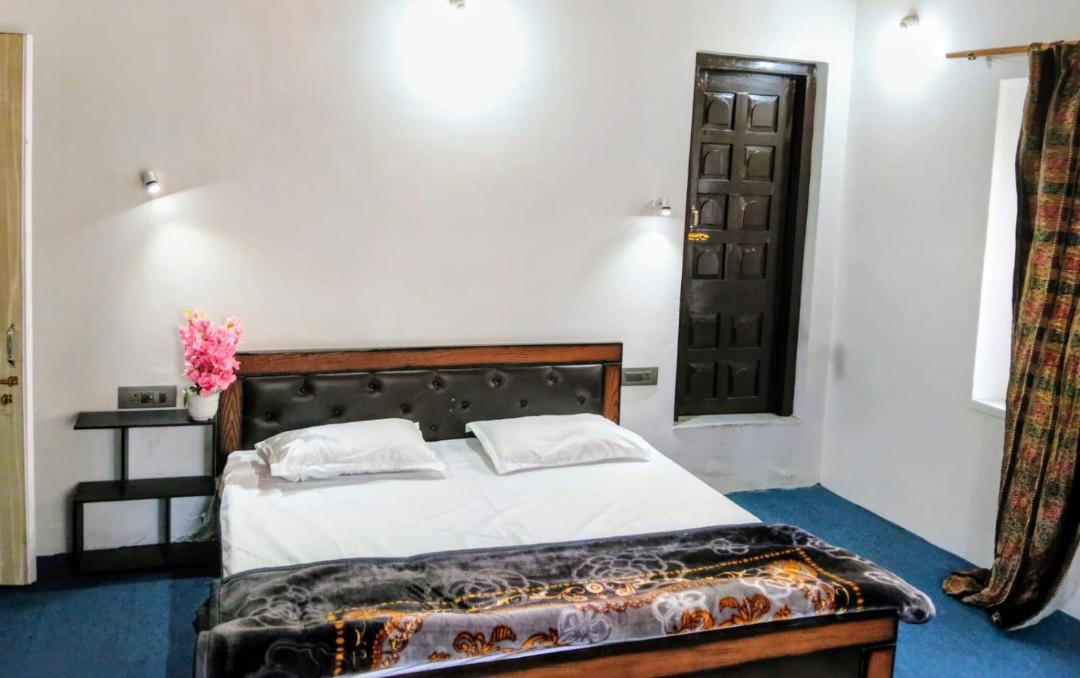 Photo of Bedroom in Rajbagh