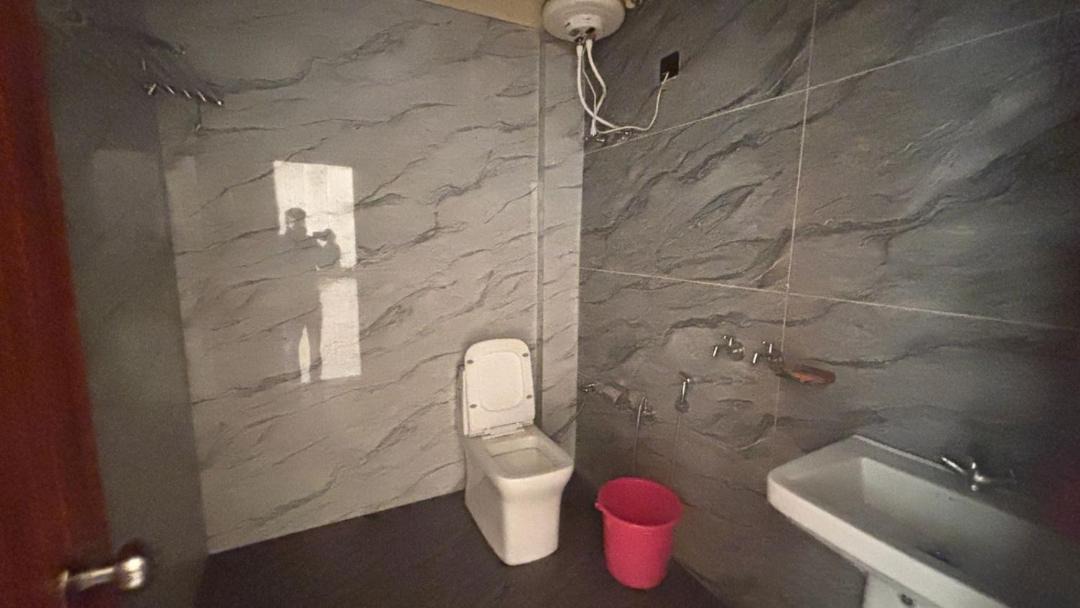 Photo of Bathroom in Bhatwari
