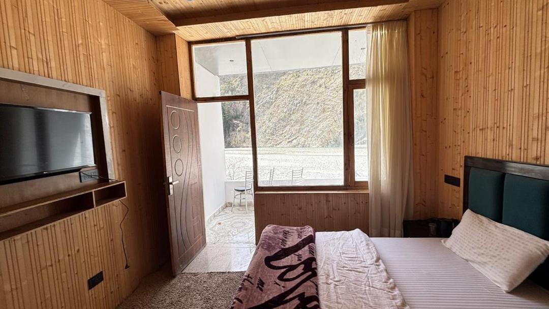 Photo of Bedroom in Bhatwari