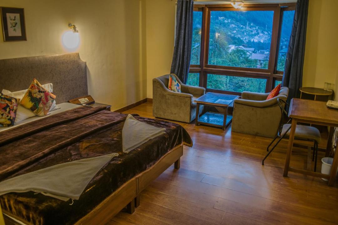 Photo of Others in Old Manali
