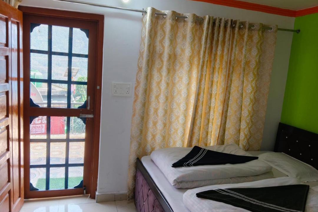 Photo of Bedroom in Guptkashi