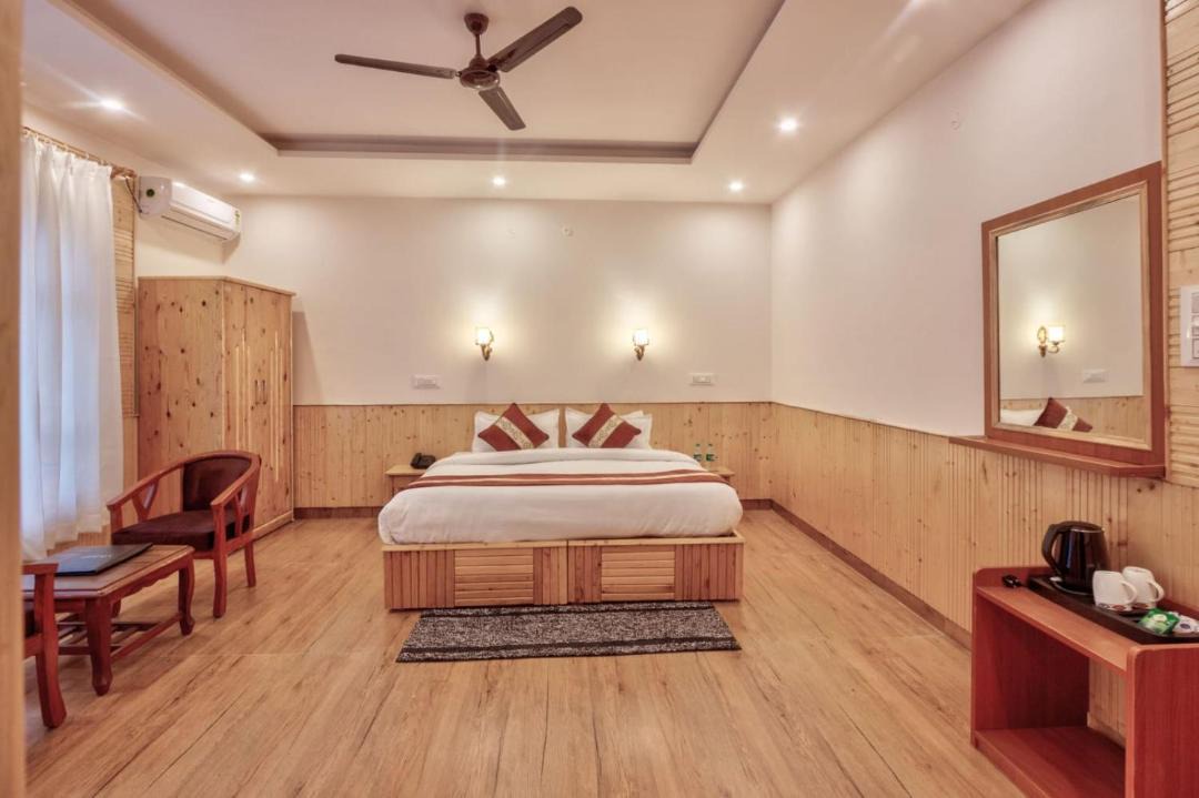 Photo of Bedroom in Bhuntar