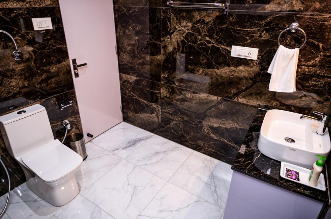 Photo of Bathroom in Aleo