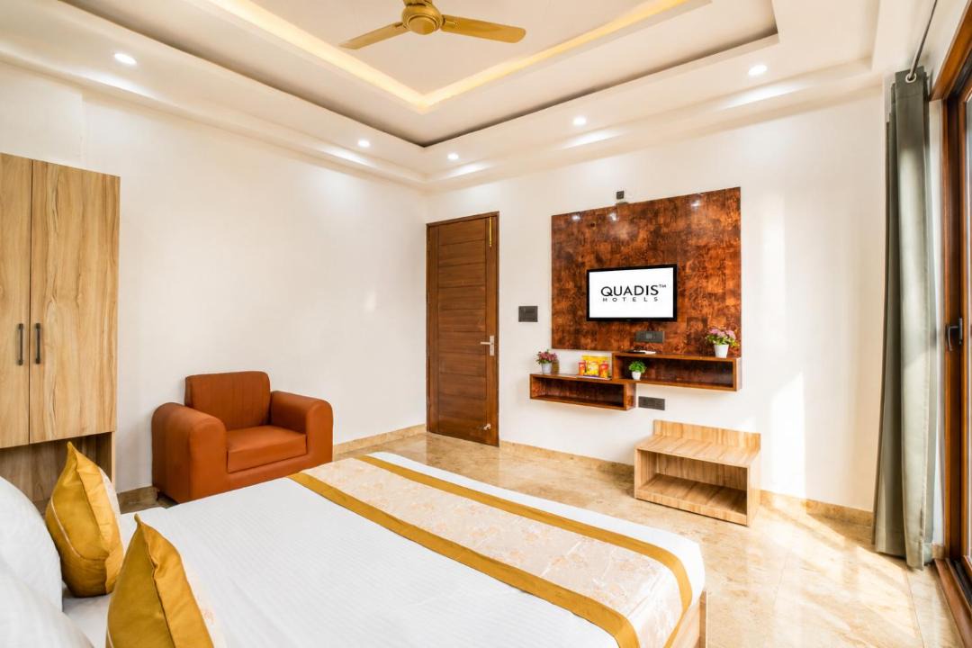 Photo of Bedroom in Sector 27