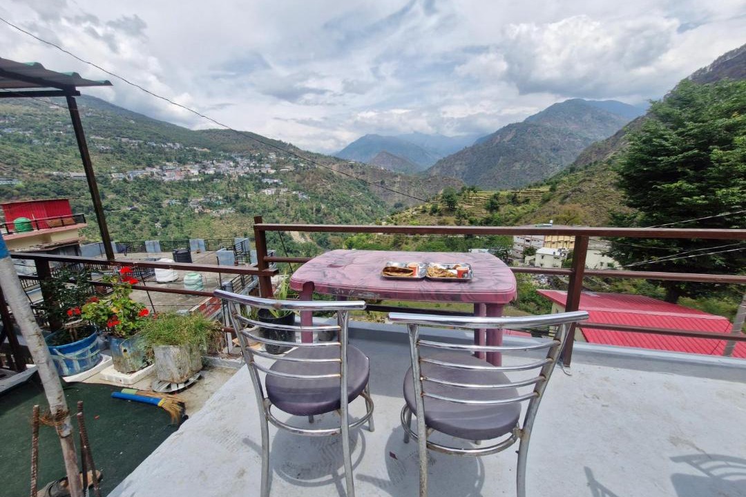 Photo of Patio Balcony in Ukhimath