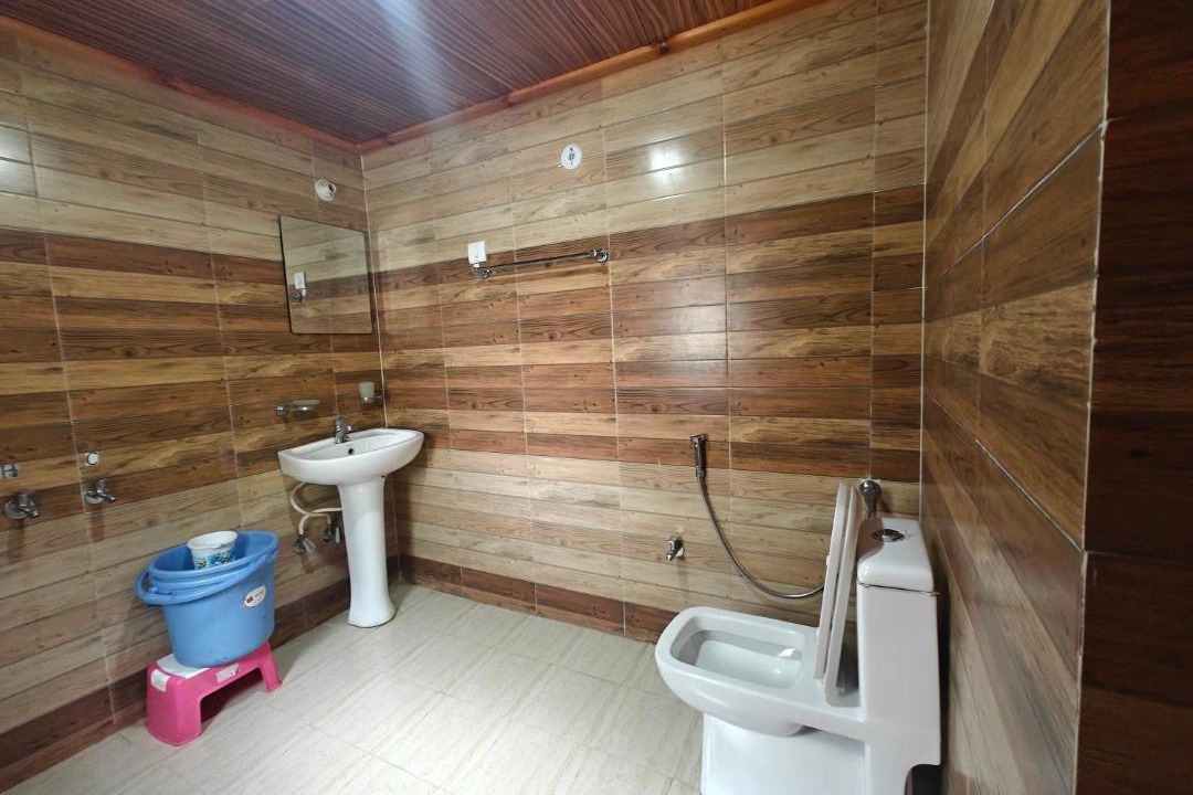 Photo of Bathroom in Bhatwari