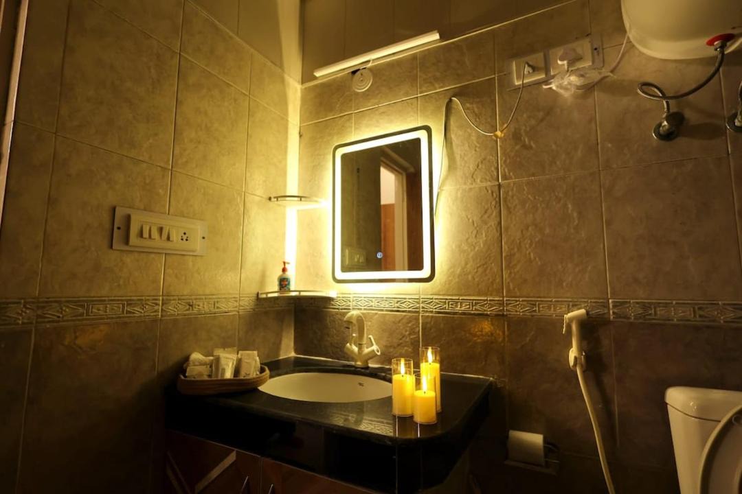 Photo of Bathroom in Basai