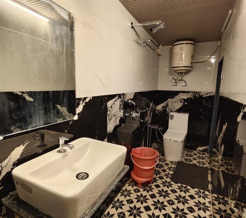 Photo of Bathroom in Mallital