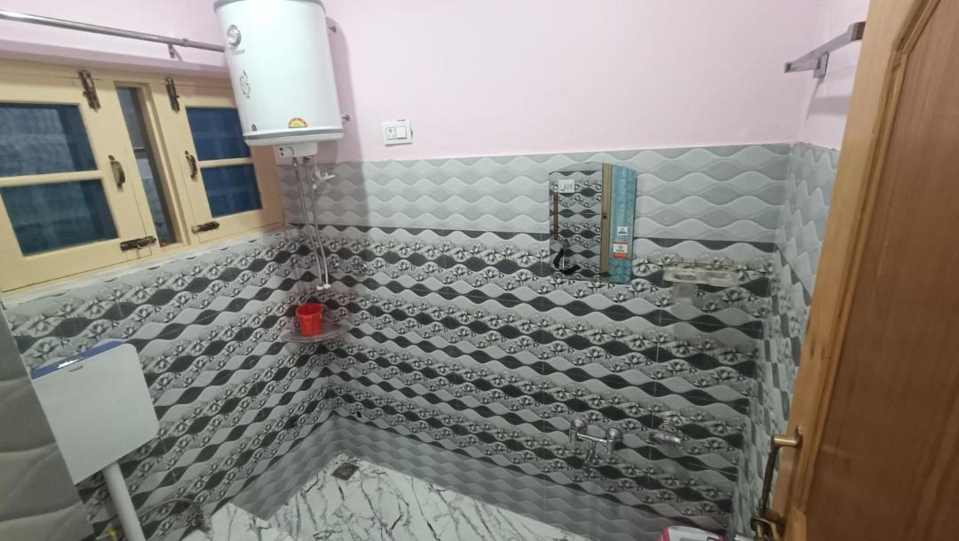 Photo of Bathroom in Gulmarg