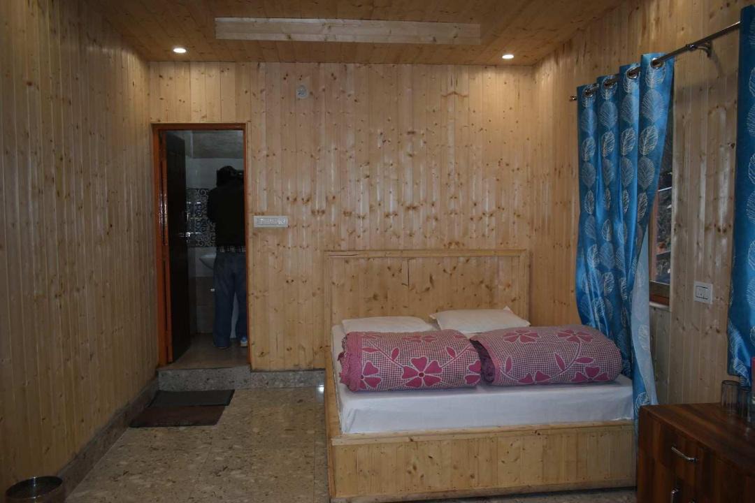 Photo of Bedroom in Gangotri