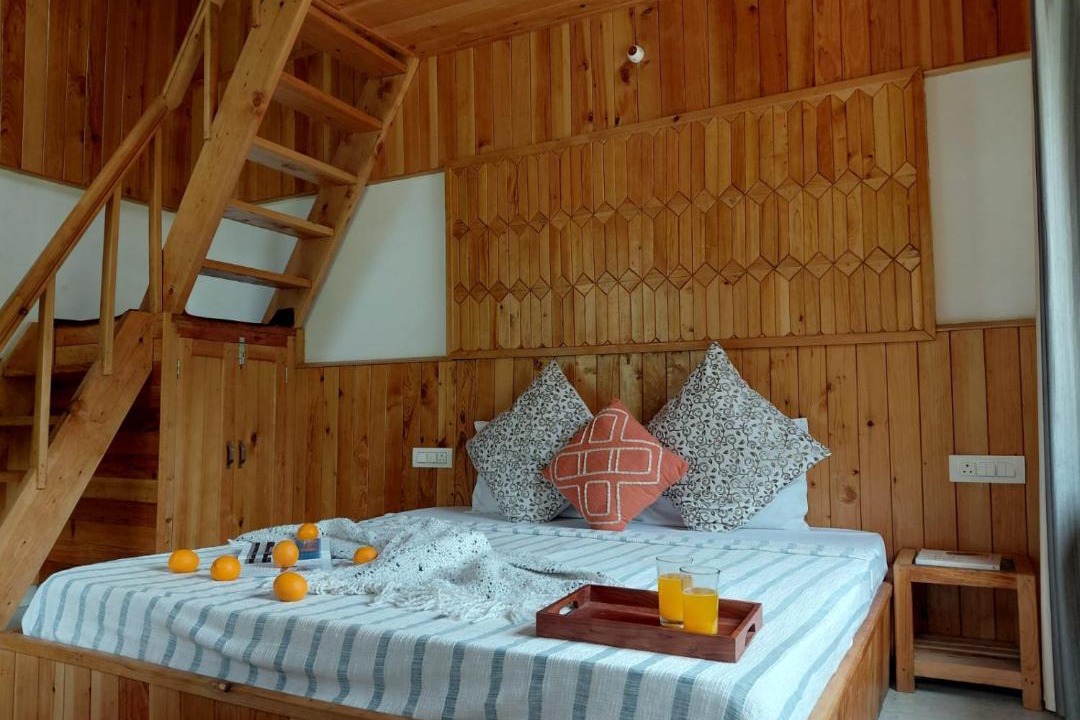 Photo of Bedroom in Jibhi