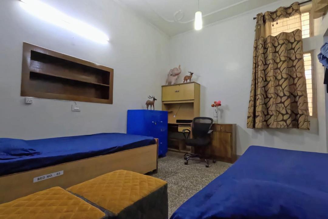 Photo of Bedroom in Sainik Farm