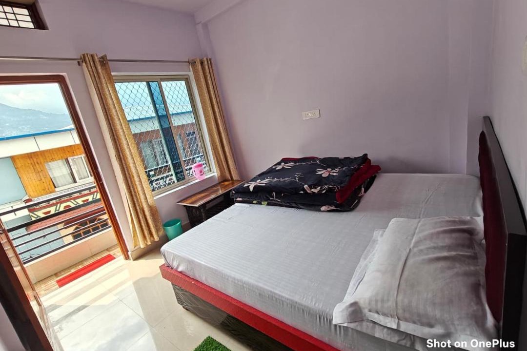 Photo of Bedroom in Guptkashi