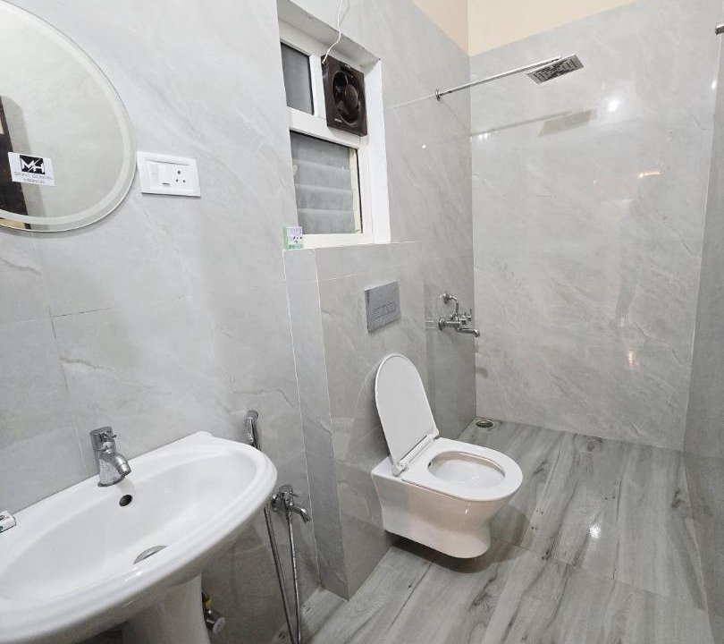 Photo of Bathroom in Sualkuchi