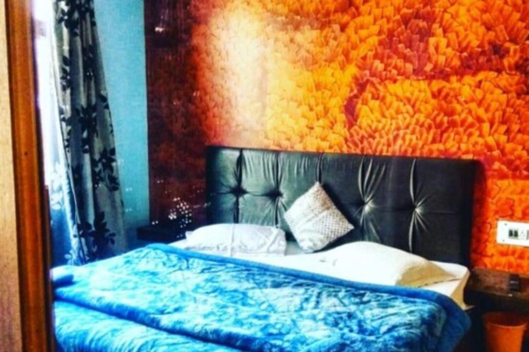 Photo of Bedroom in New Manali