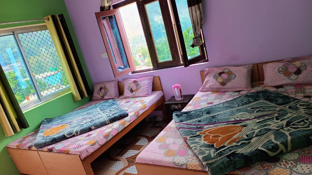 Photo of Bedroom in Narainkoti