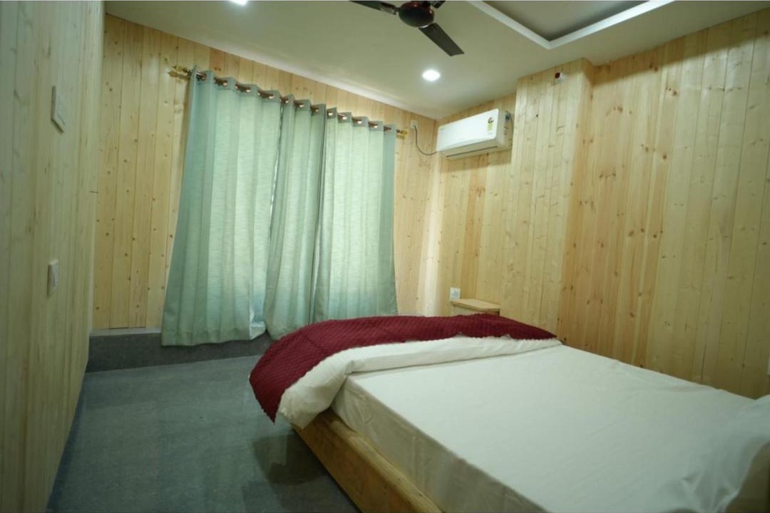 Photo of Bedroom in Uttarkashi